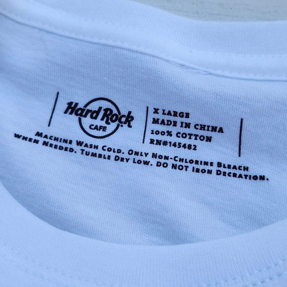 NWT HARD ROCK "BITE ME" T-SHIRT NASSAU, BAHAMAS - Picture 5 of 9